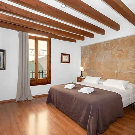 Ramon Llull House מלון