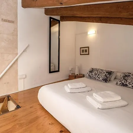 מלון Ramon Llull House 2*