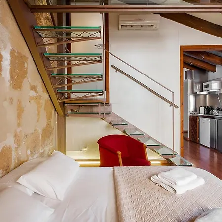 מלון Ramon Llull House 2*