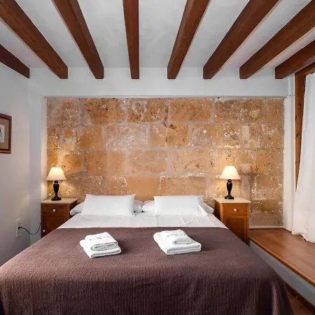Ramon Llull House מלון 2*